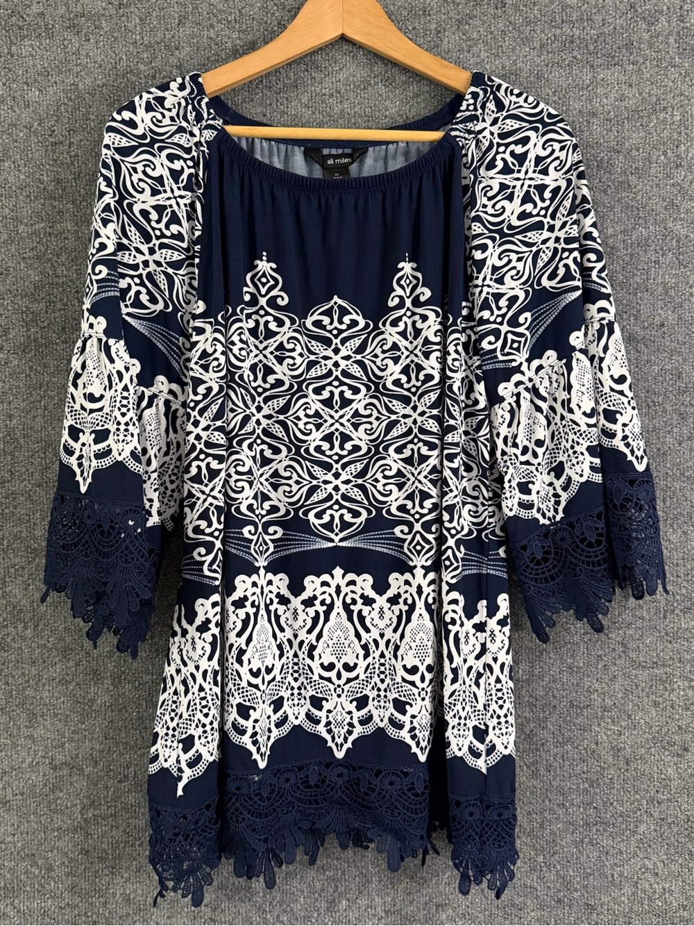 Ali Miles Womens Navy White Tunic Top Size XL Crochet Lace Trim 3/4 Sleeve Boho